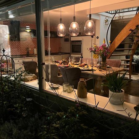 "Zonnekind" Atmospheric Holiday Home In Noordwijkerhout Near The Beach Luaran gambar