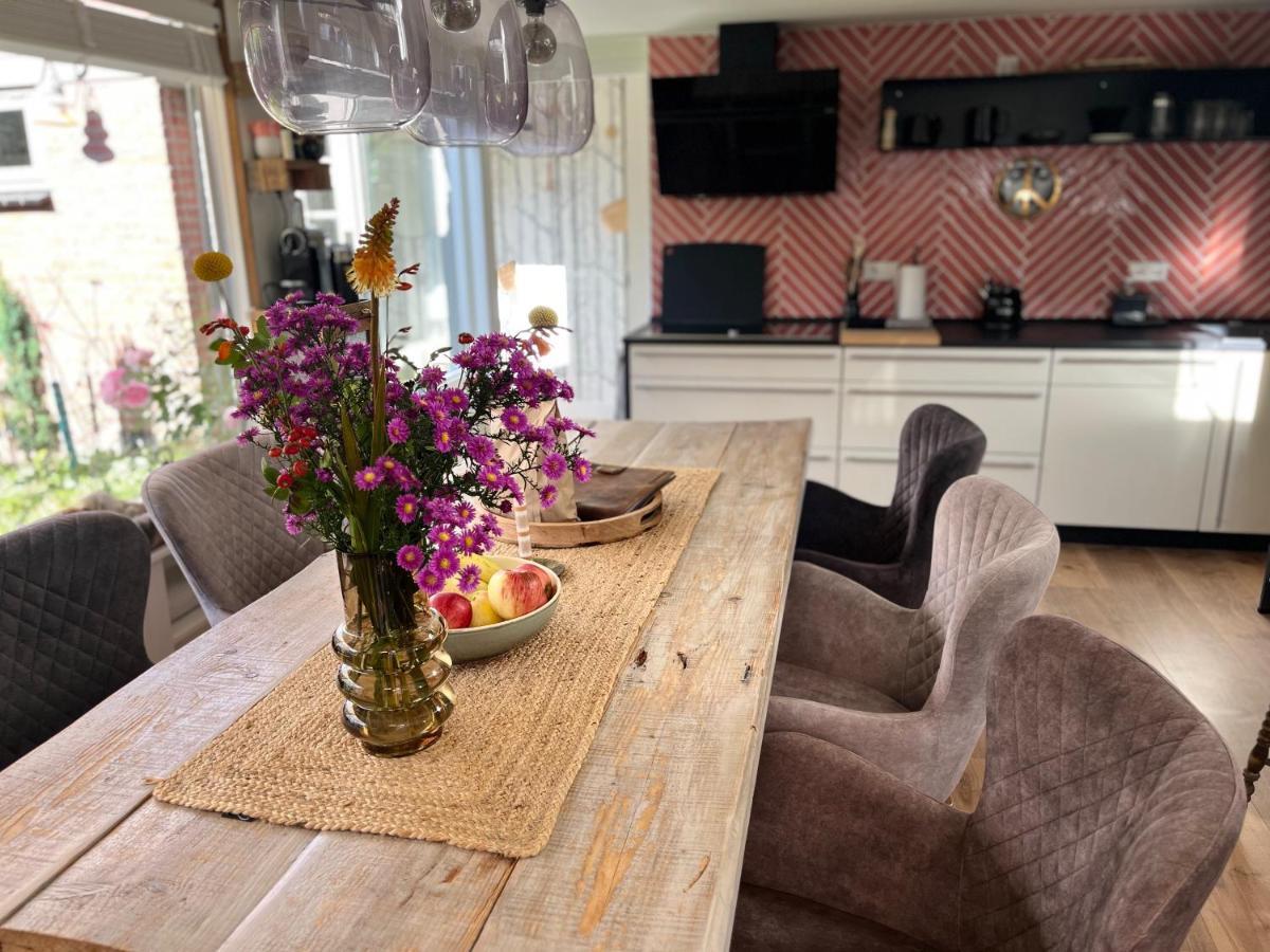 "Zonnekind" Atmospheric Holiday Home In Noordwijkerhout Near The Beach Luaran gambar