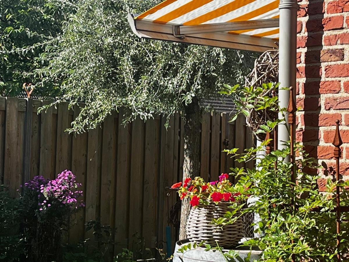 "Zonnekind" Atmospheric Holiday Home In Noordwijkerhout Near The Beach Luaran gambar