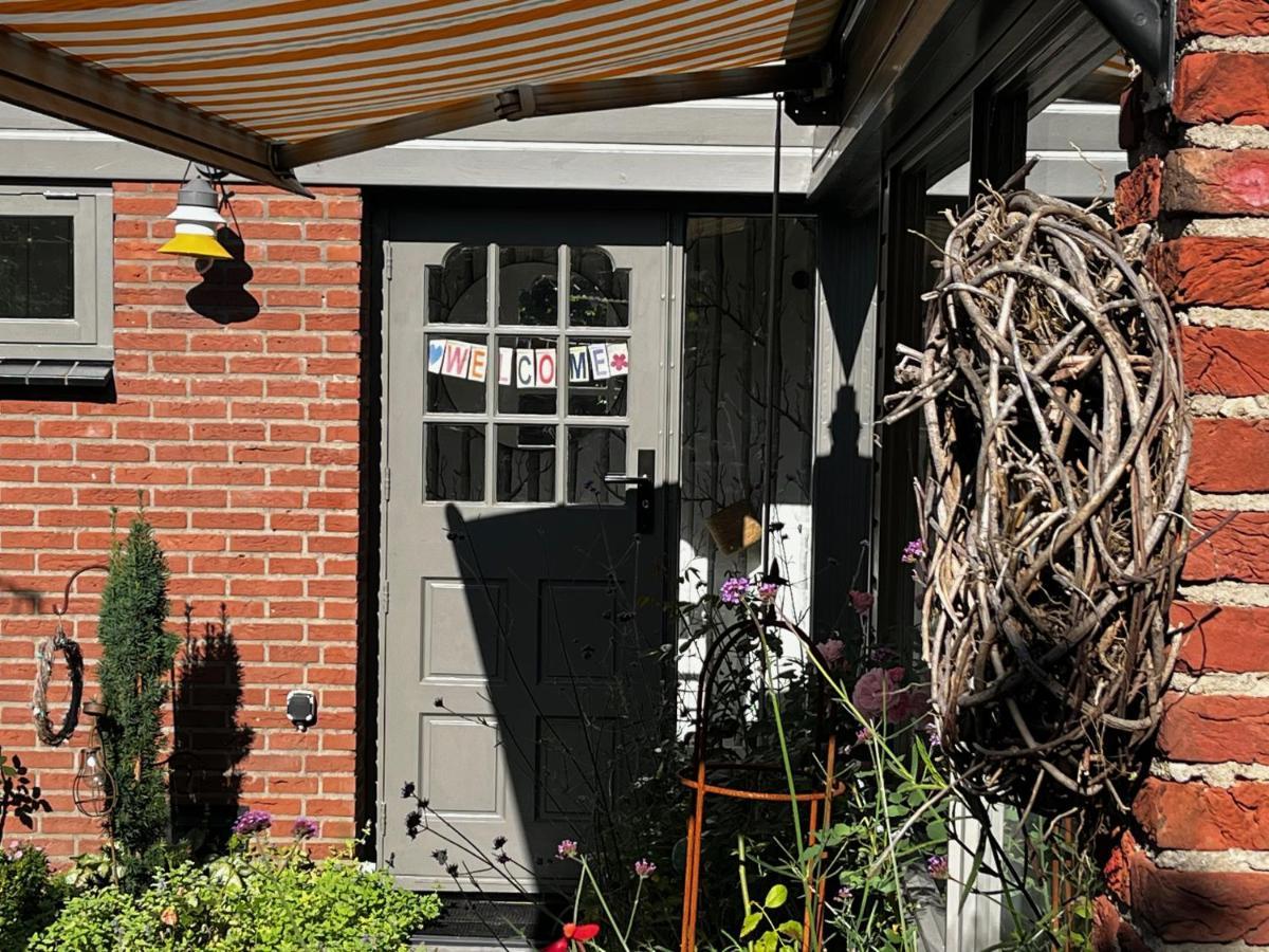 "Zonnekind" Atmospheric Holiday Home In Noordwijkerhout Near The Beach Luaran gambar
